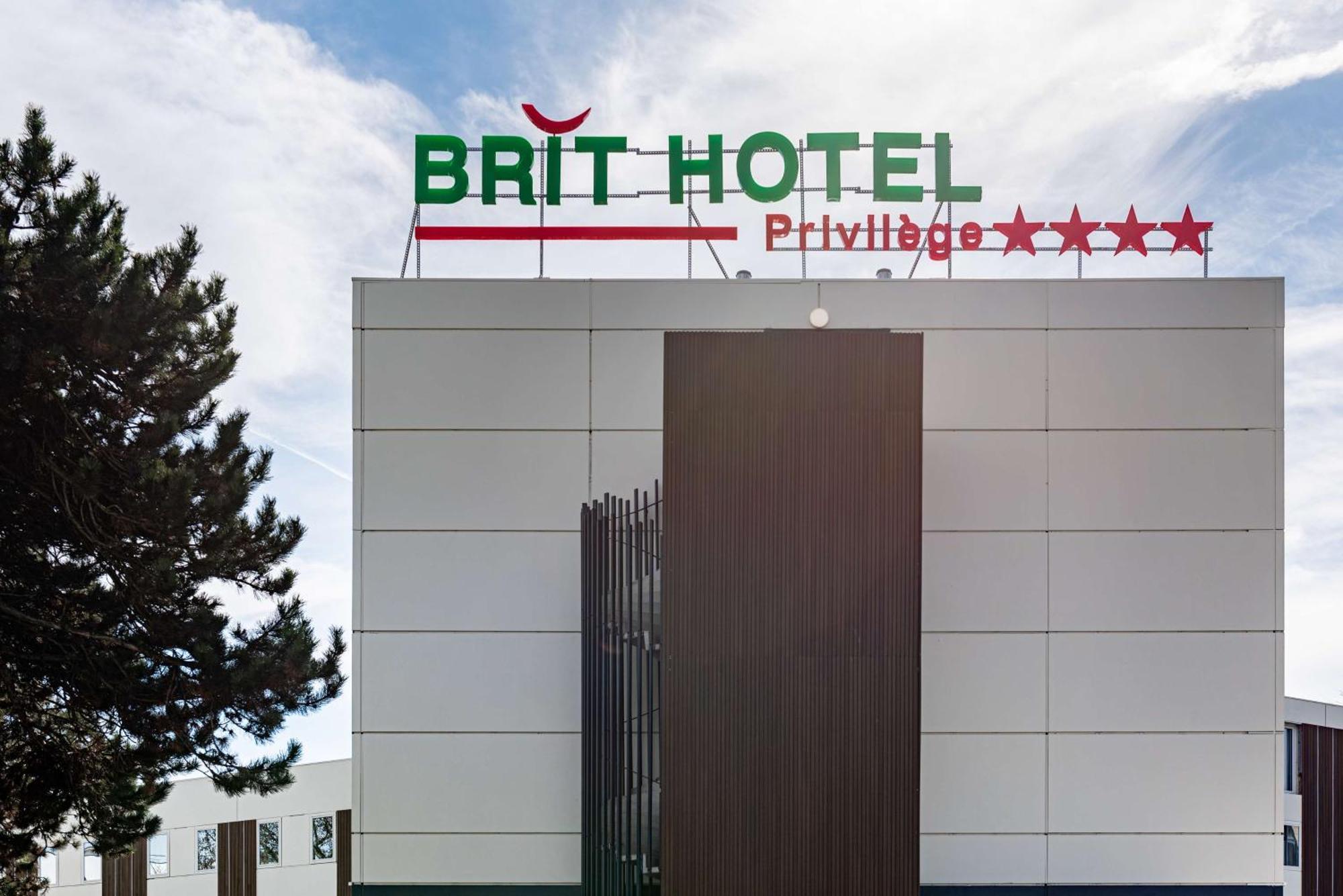 Brit Hotel Privilege Paris רוסני-סו-בואה מראה חיצוני תמונה